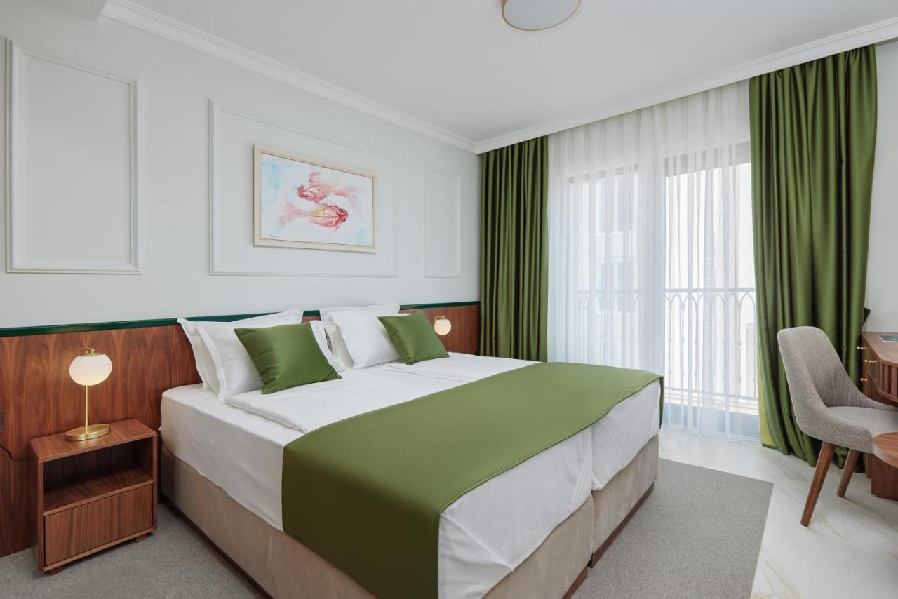 Hotel Diplomat By Aycon Budva Ngoại thất bức ảnh