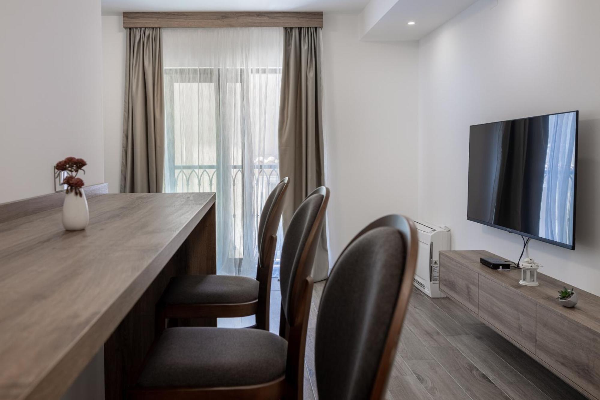 Hotel Diplomat By Aycon Budva Ngoại thất bức ảnh