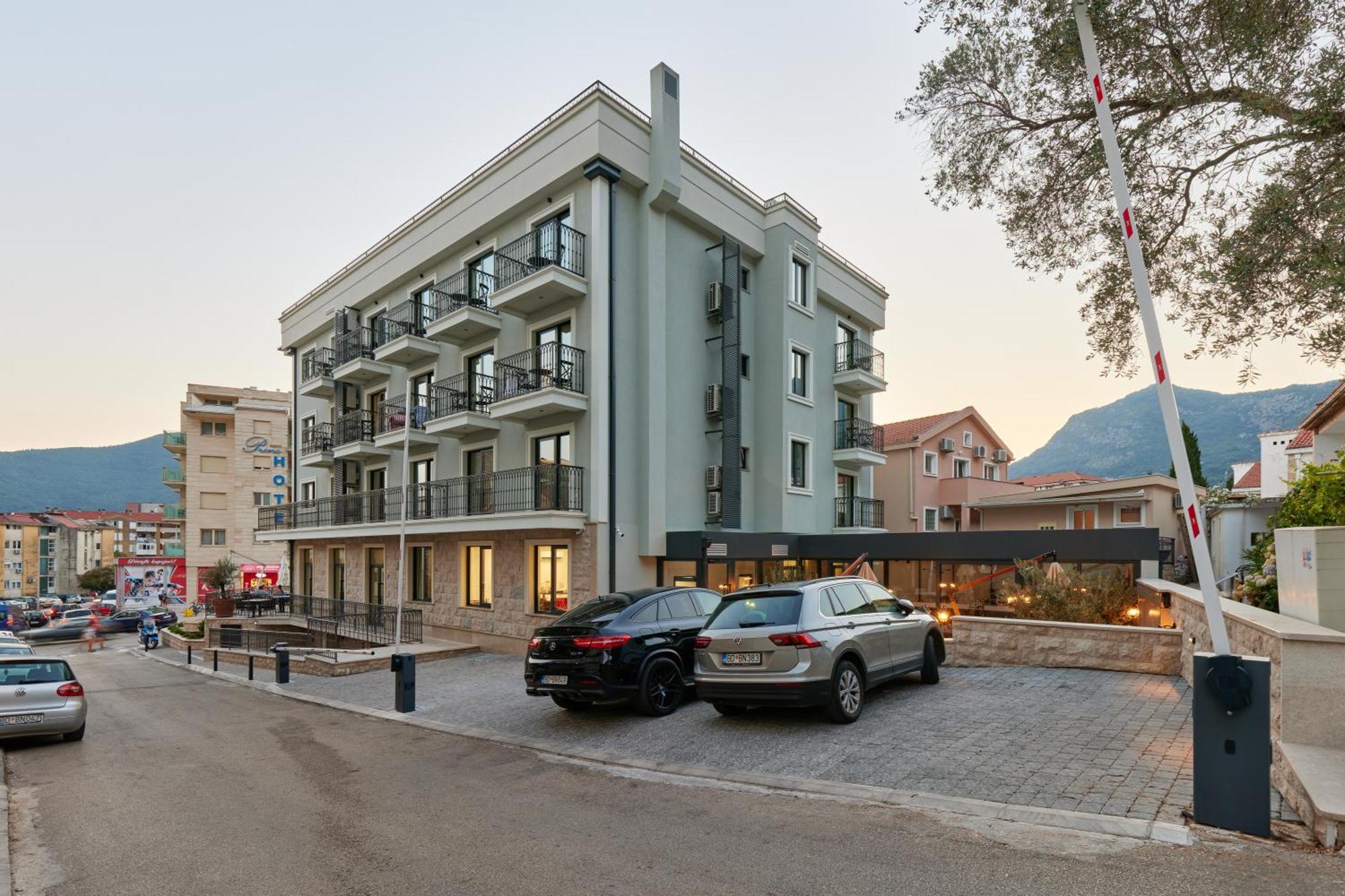 Hotel Diplomat By Aycon Budva Ngoại thất bức ảnh