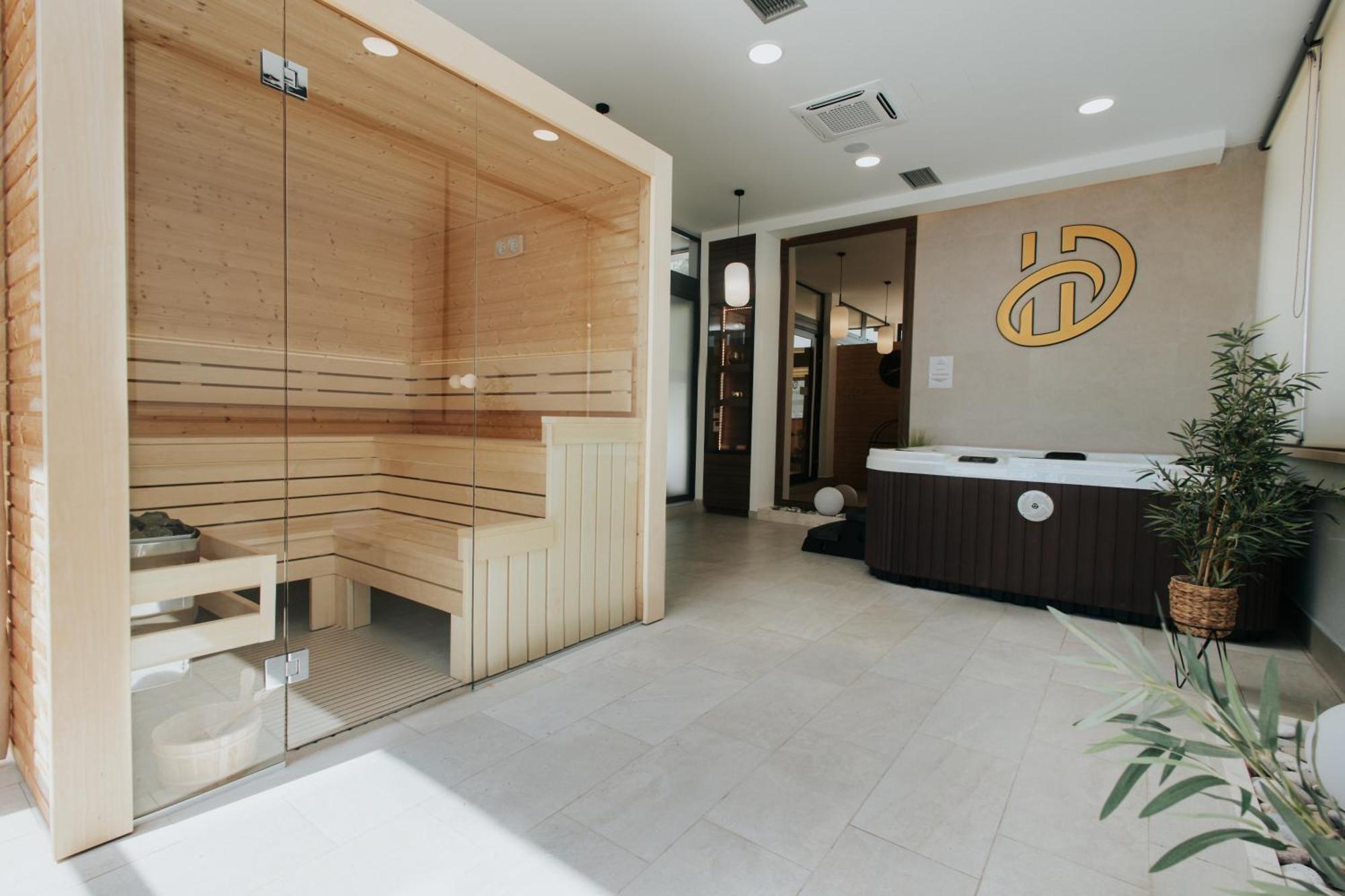 Hotel Diplomat By Aycon Budva Ngoại thất bức ảnh